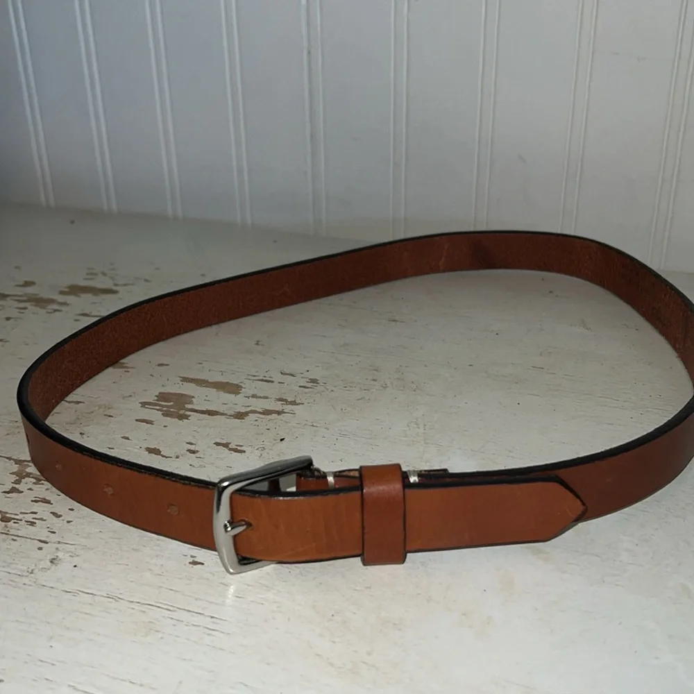 Coach Leather ladies belt fits 27.5” - 30.5”